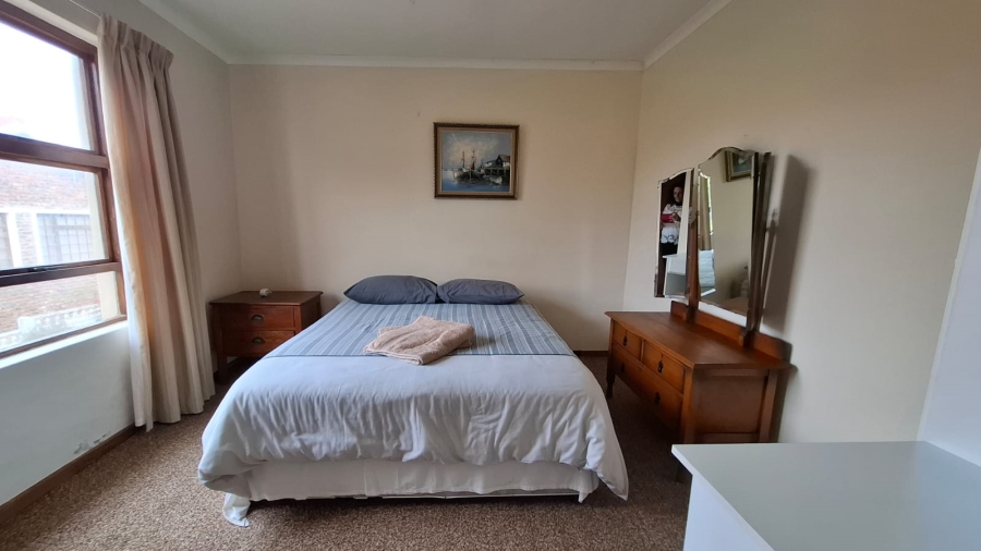 5 Bedroom Property for Sale in Witsand Western Cape